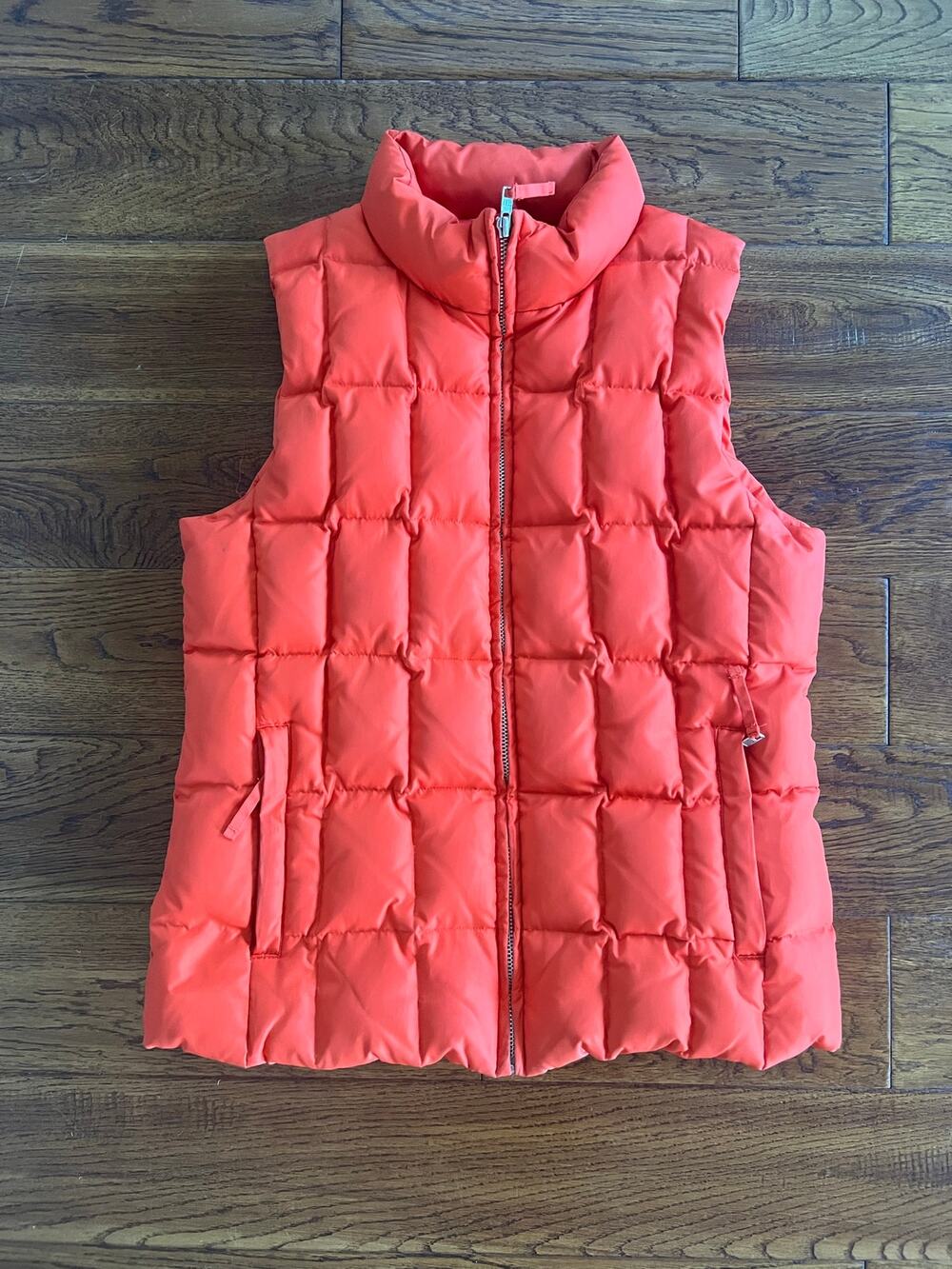 GAP Women's M Red Orange Down Puffer Vest Quilted Full Zip Y2K Winter